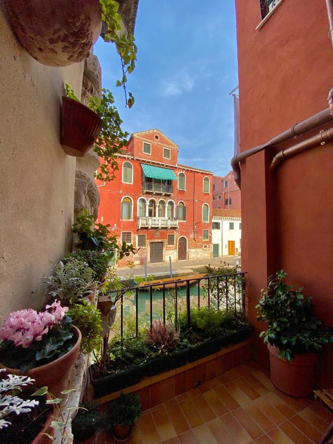 Ca Cammello Private Terrace And Canal View Venice Luaran gambar